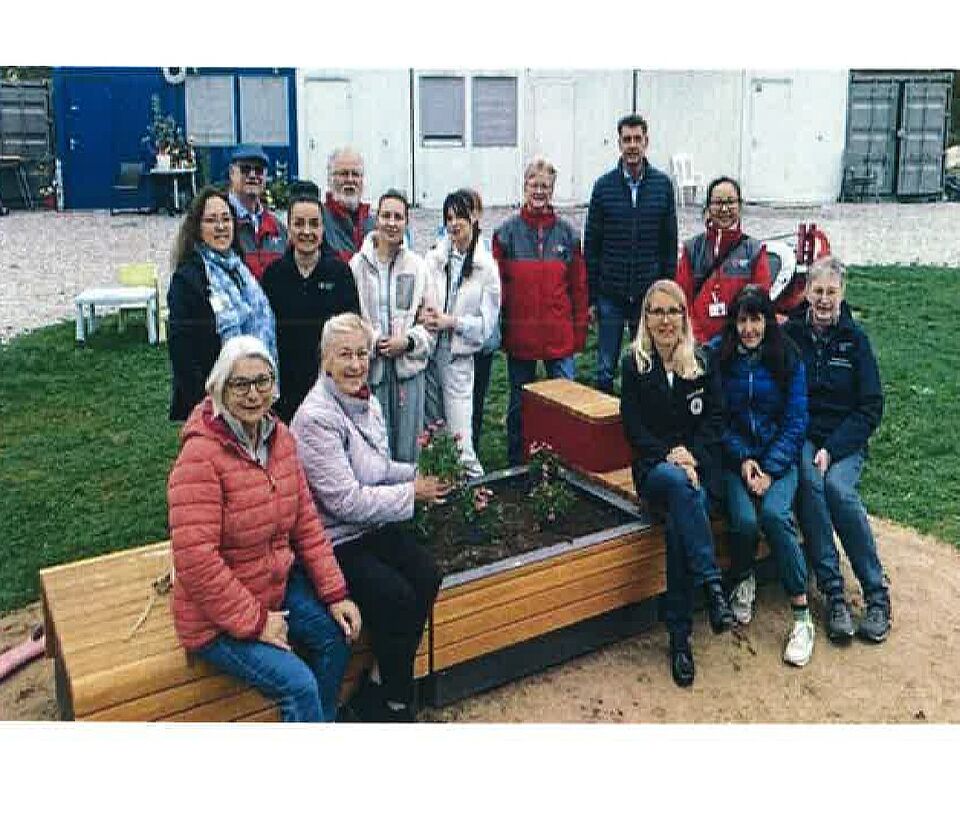 Die Bänke wurden übergeben.